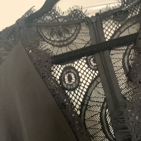 Lace Romper - Picture 4 of 4